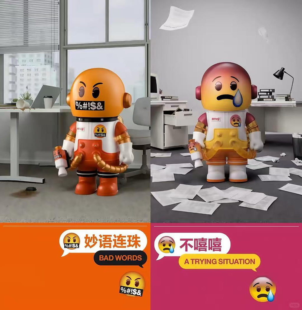 MEGA SPACE MOLLY 100% emoji Series Blind Box