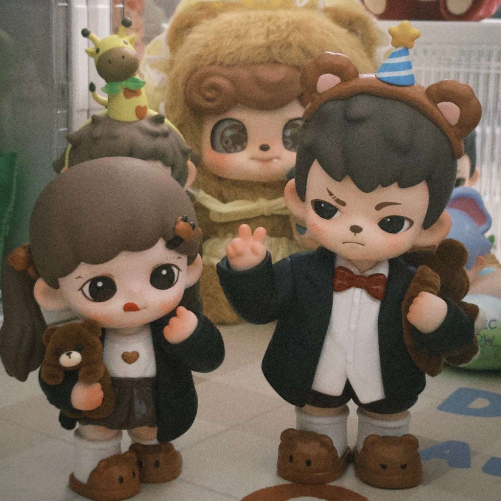 TNT SPACE BOY RAYAN & BABY ZORAA The Best Photo Figure Series Hanging Card