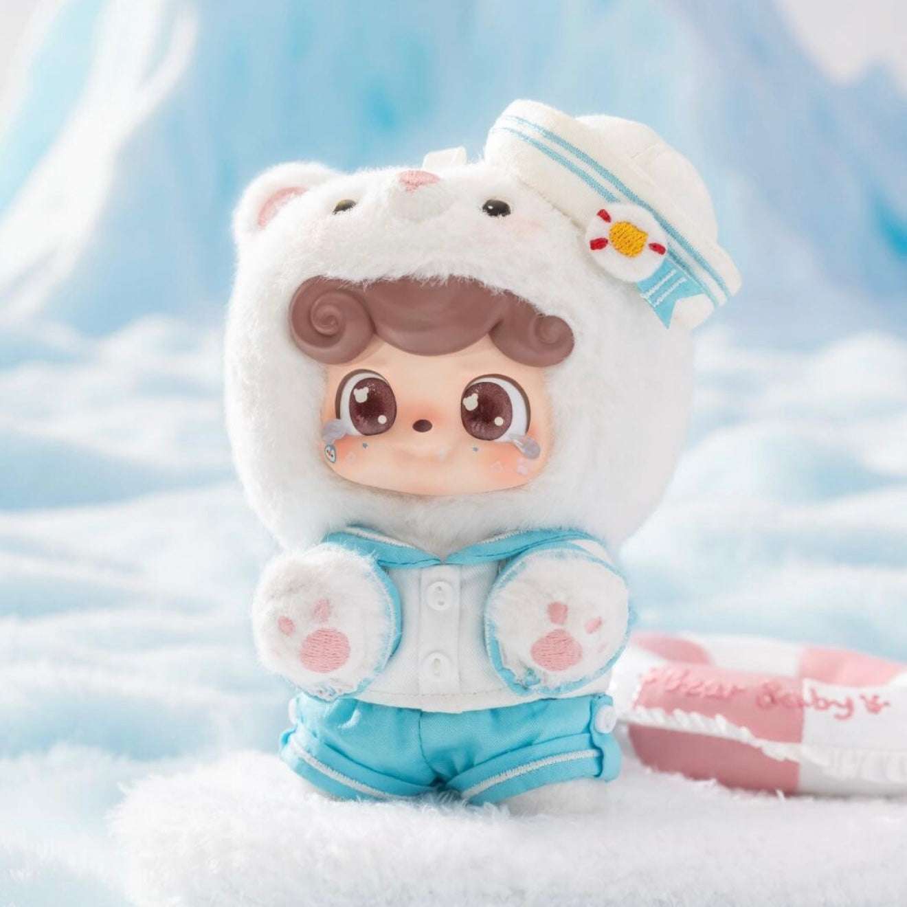 Q.kid Travel The Arctic Circle Plush Series Hanging Card