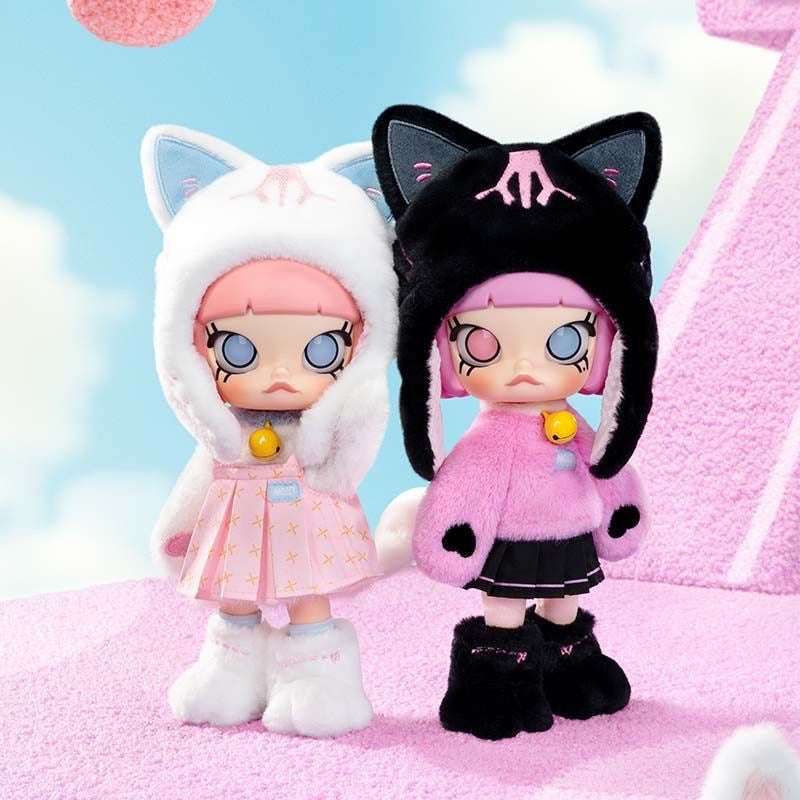 Molly Peekaboo 1/8 Action Figure