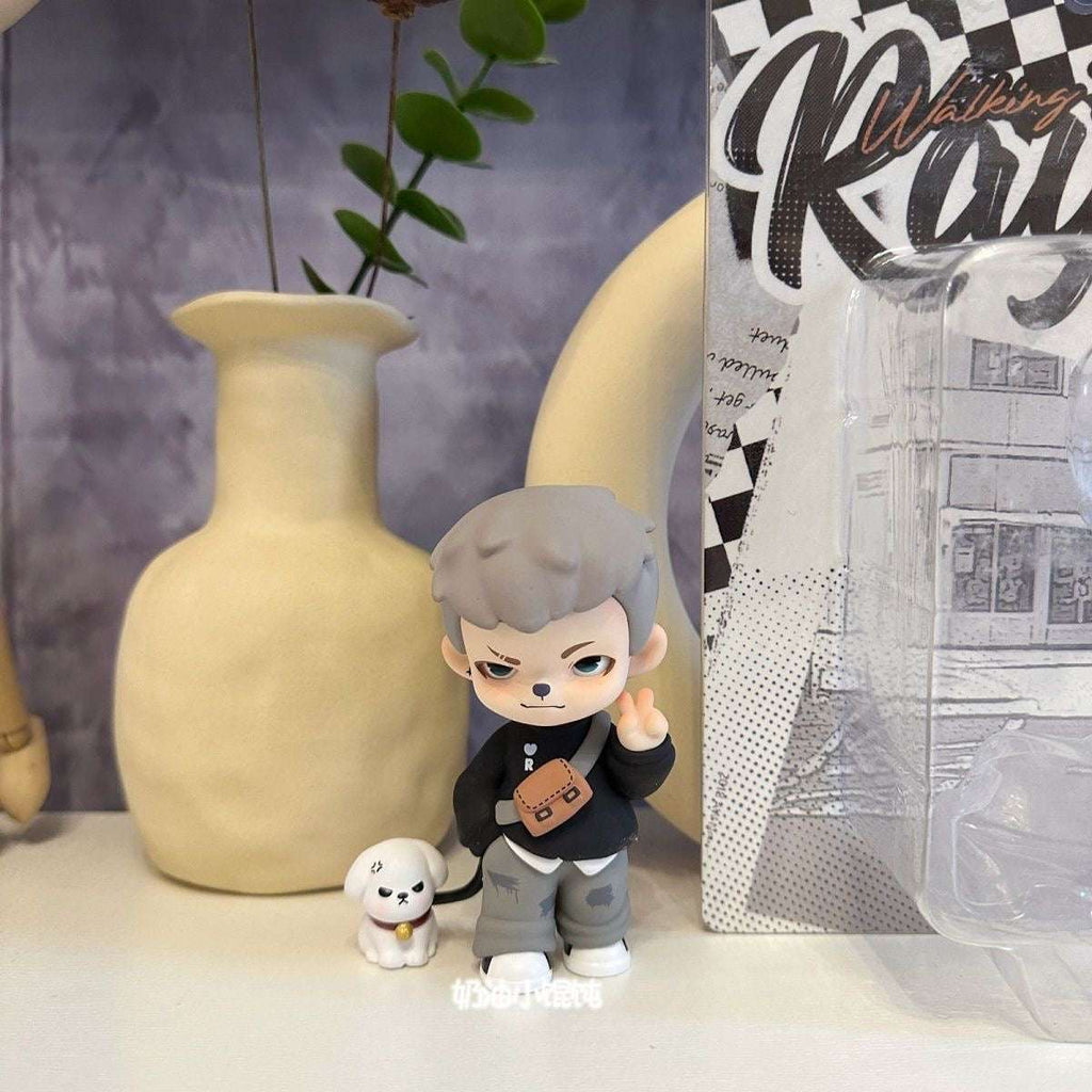 【Pre-order】Rayan Walking The Dog Series Limited Hanging Card Figure